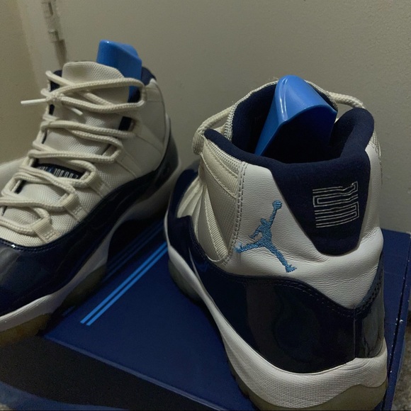 Mens Jordan 11s Navy blue - Picture 10 of 10